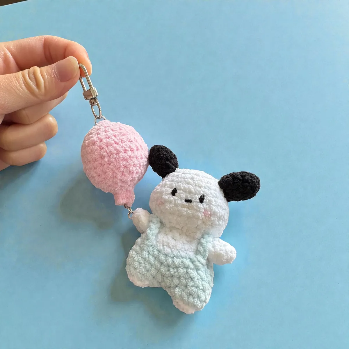 doggy with balloon keychain charm — image 4 of 4